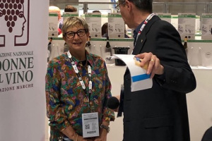 2019.4.8-10 Vinitaly Speaking on Internatinal Markets to the Donne del Vino Association