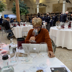 Michele-in-degustazione1